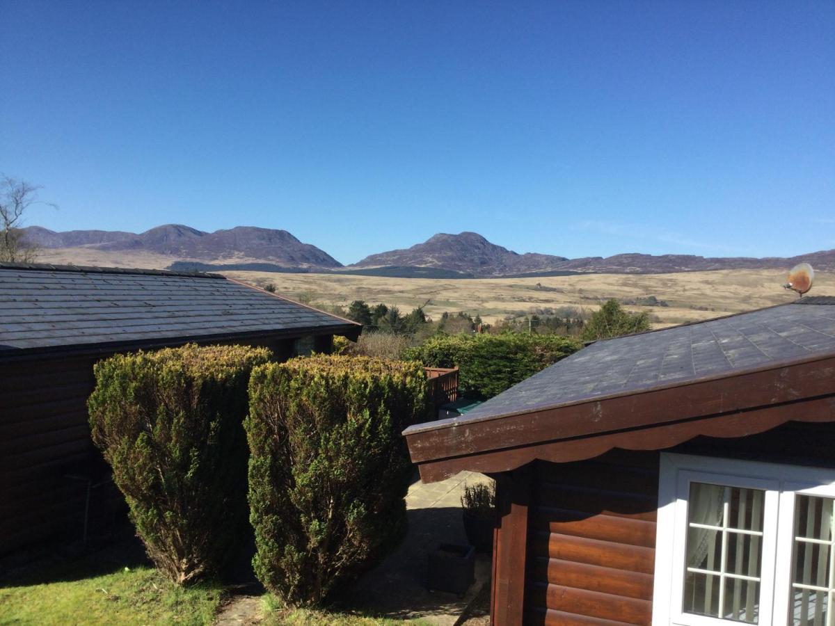 Snowdonia National Park Log Cabin With Garden Trawsfynydd Exterior photo